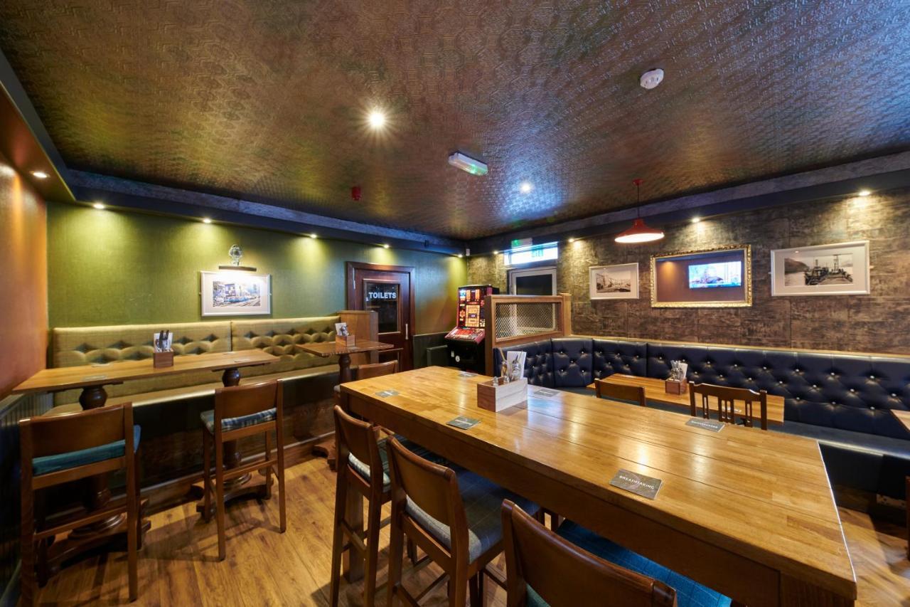 Tailrace Inn Кинлохливен Экстерьер фото